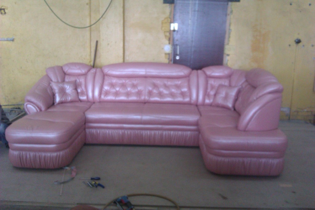 Изготовление диванов в СПб