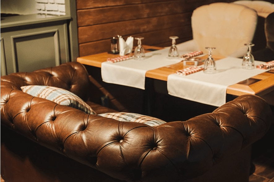 Ремонт и перетяжка мебели для ресторанов, кафе, баров в СПб