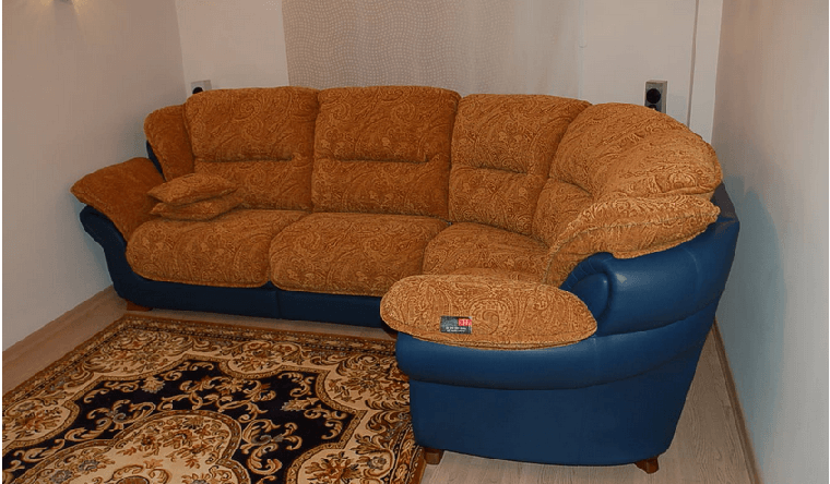 Ремонт диванов в СПб
